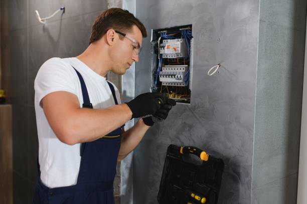 Best Electrical Contractors for Businesses  in Loughman, FL